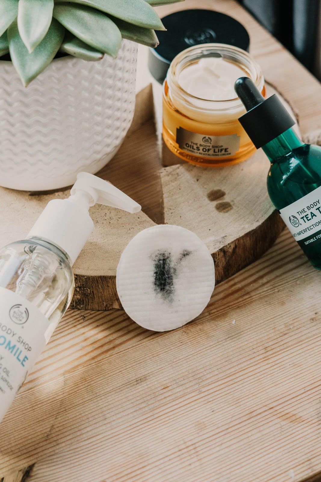Top Moisturizers for Dry Skin To Protect You From The Cold Season